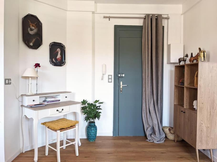 Appartement L'Ideal Hyper Centre-Ville Charleville-Mezieres Bagian luar foto
