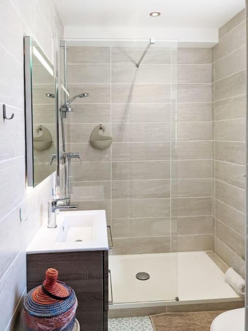 Appartement L'Ideal Hyper Centre-Ville Charleville-Mezieres Bagian luar foto